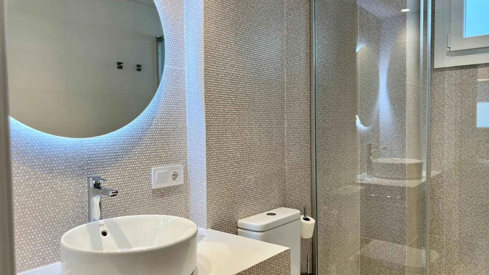 Placentines Luxury Seville 0*,